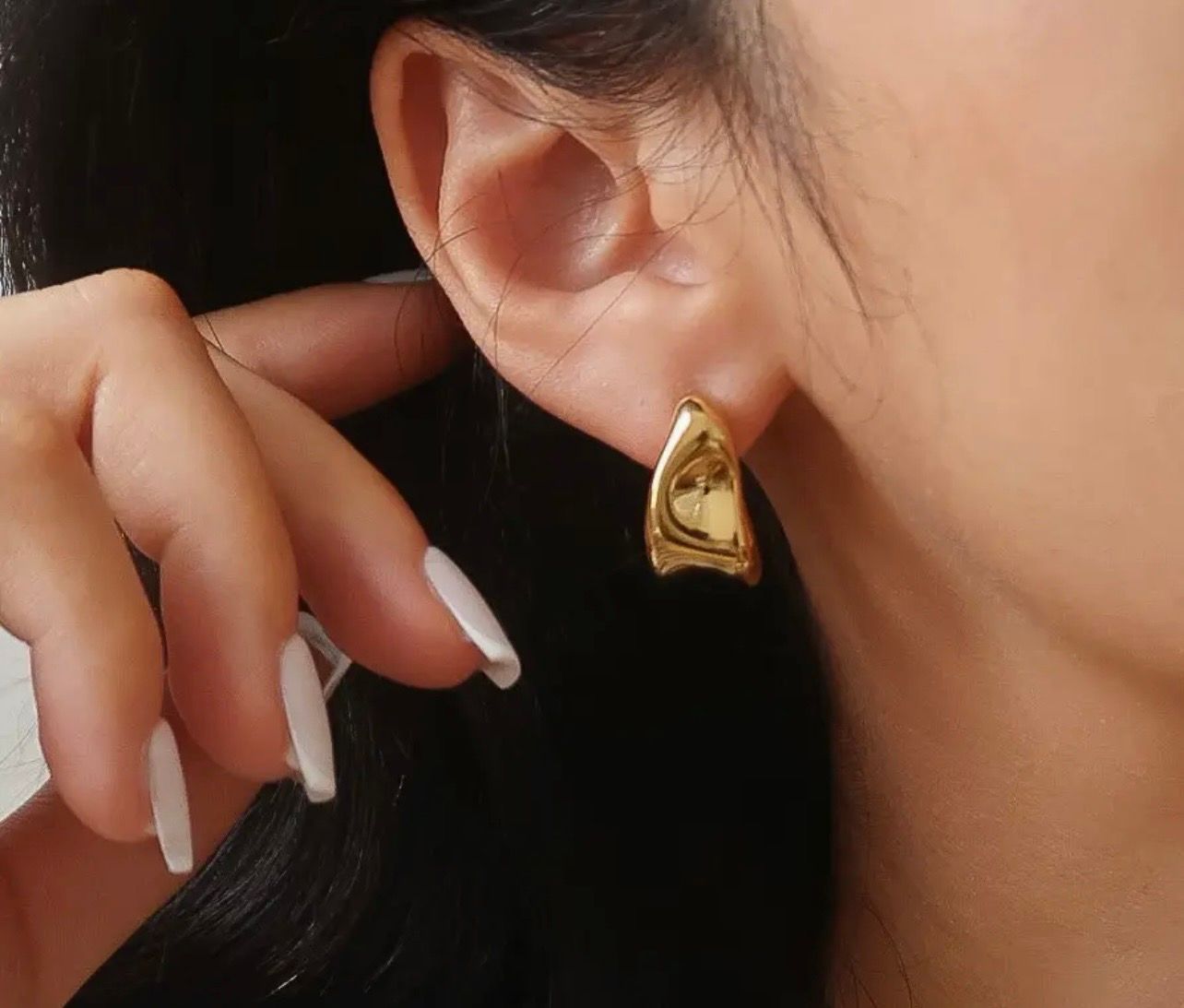 Ninelle Sculpted Earring