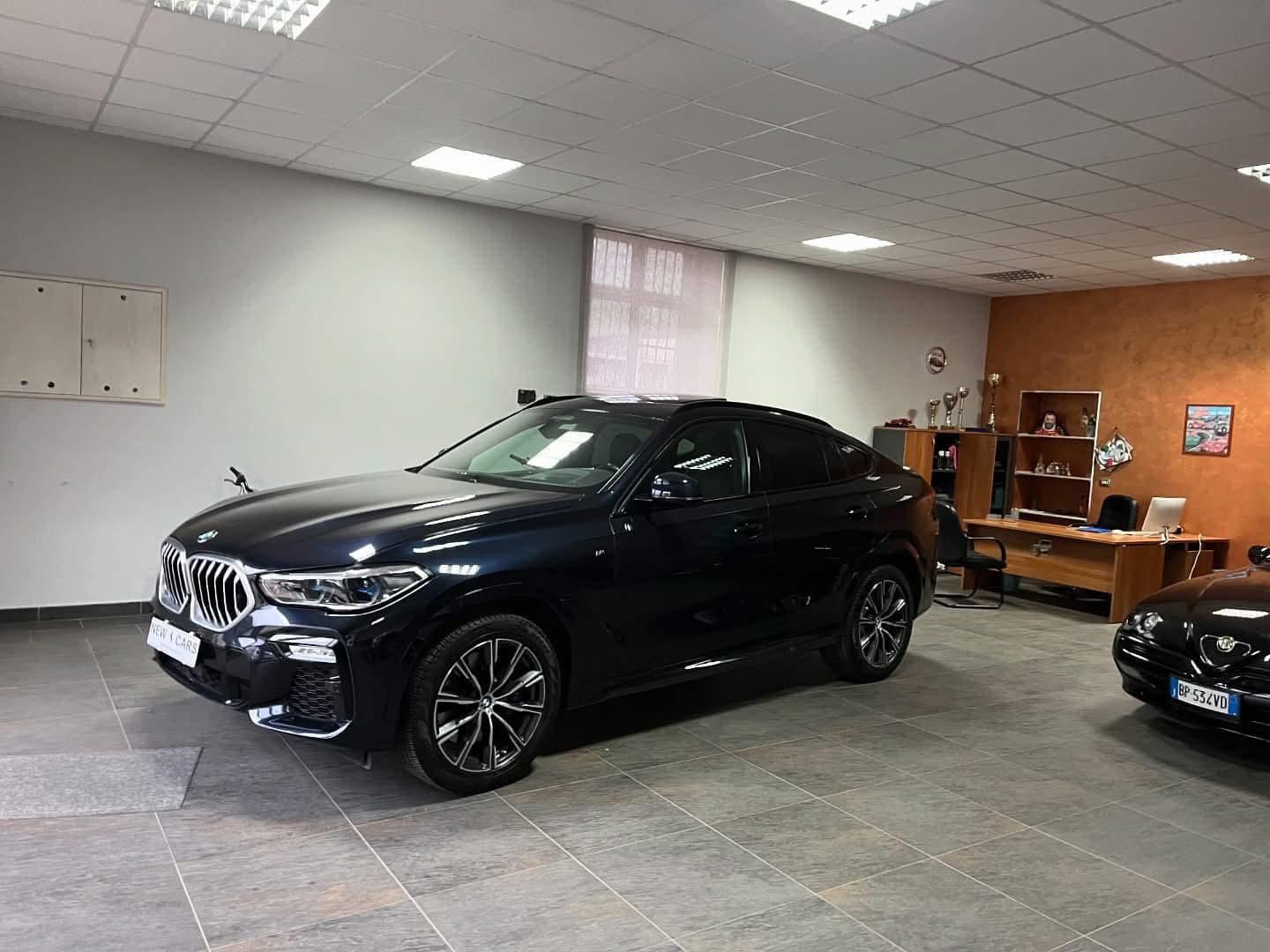 station wagon Audi nera