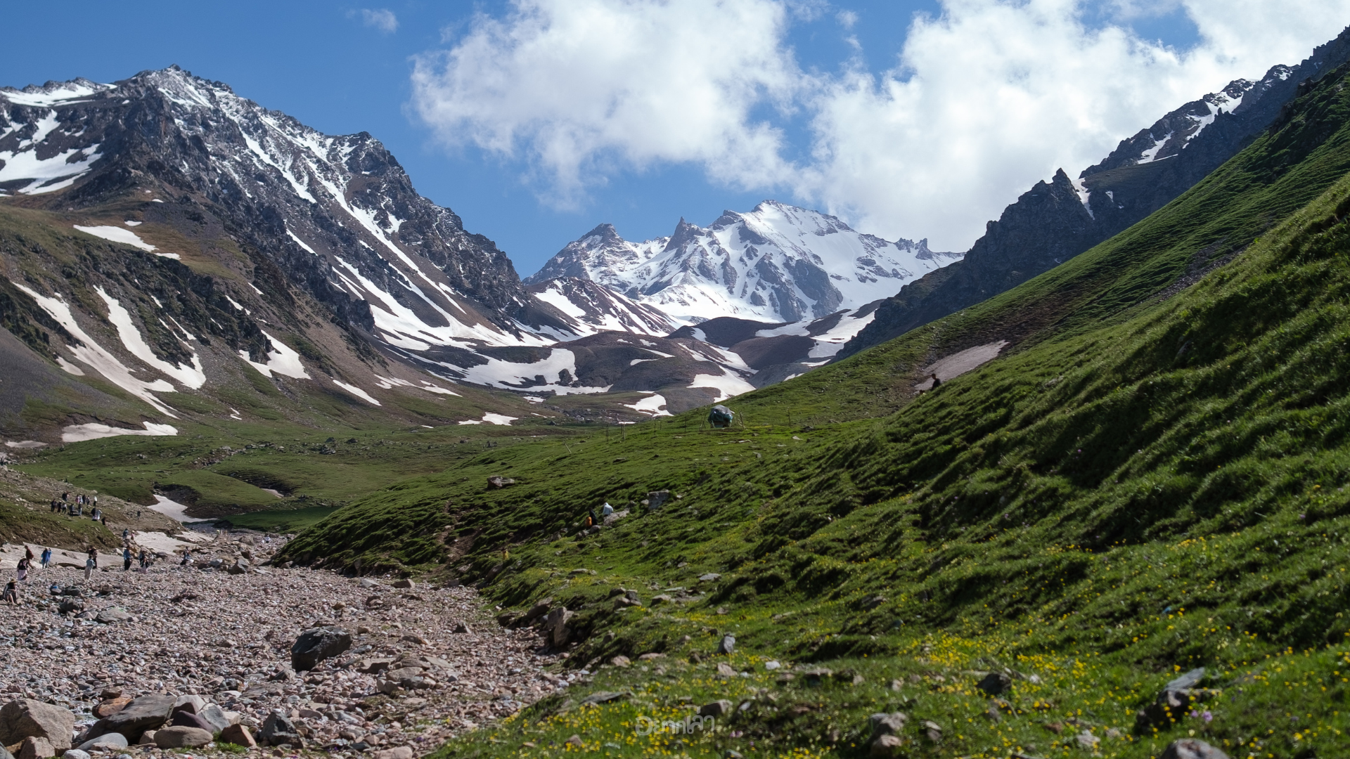 ซินเจียง ทุ่งหญ้าน่าลาถี Xinjiang Nalati