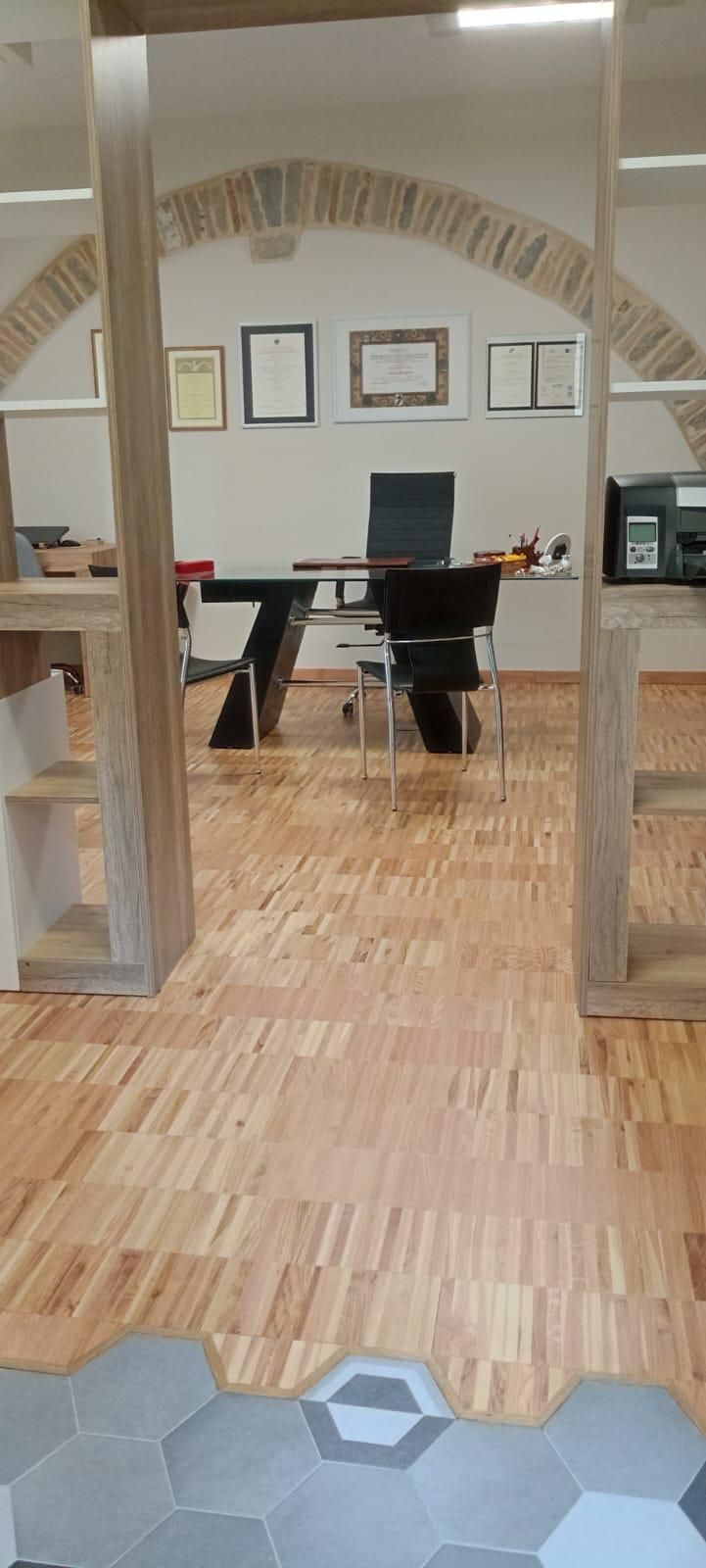 scuola lavori pavimentazione