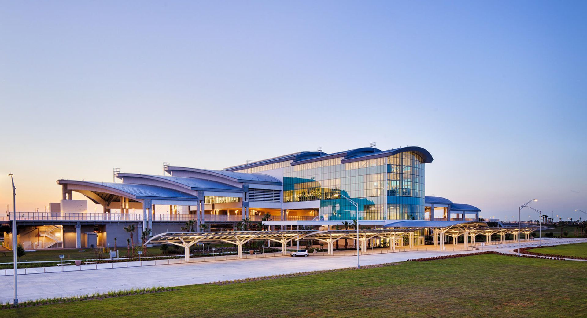 Disney MCO airport transportation to cruise lines in Port Canaveral Florida