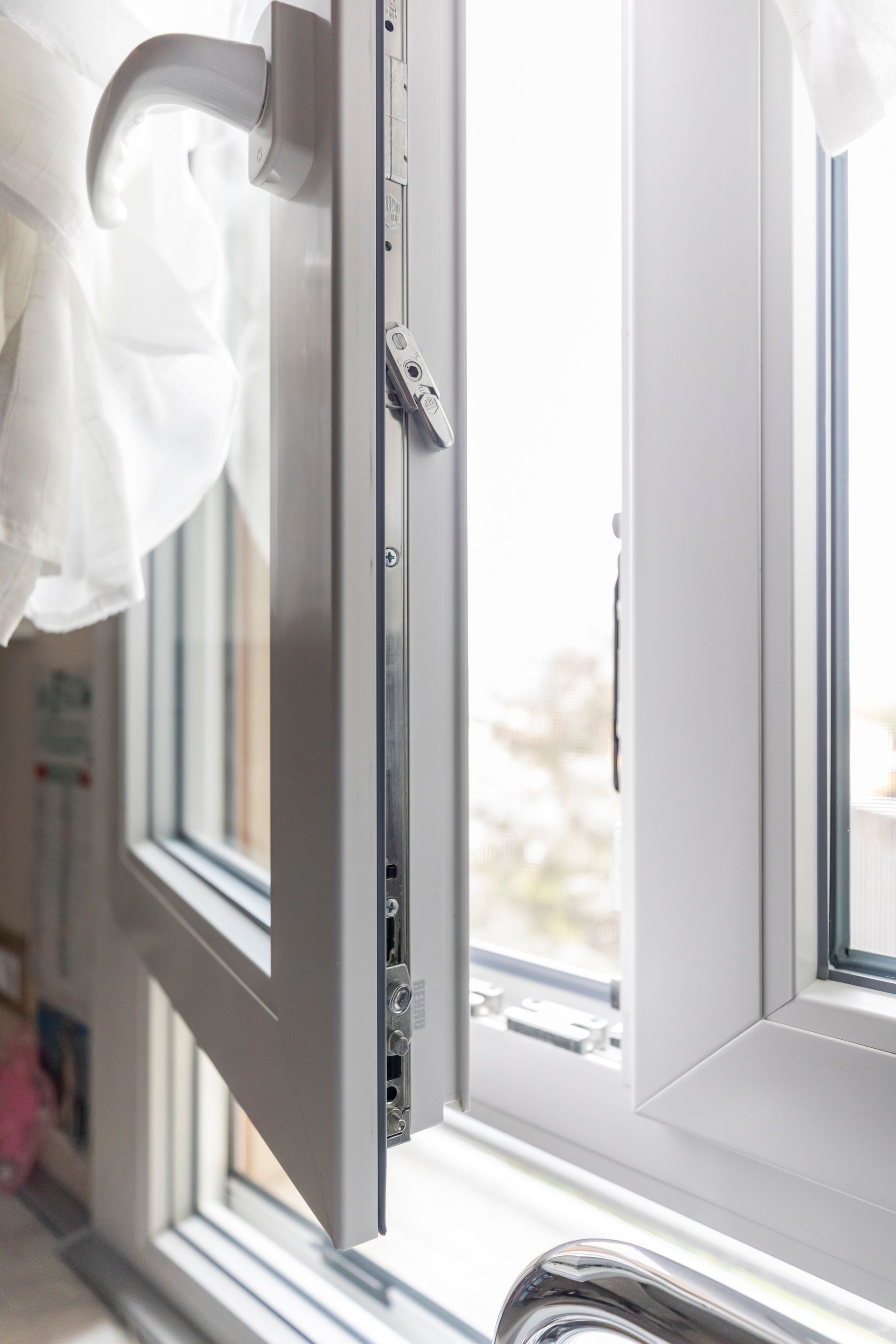 finestra in pvc aperta