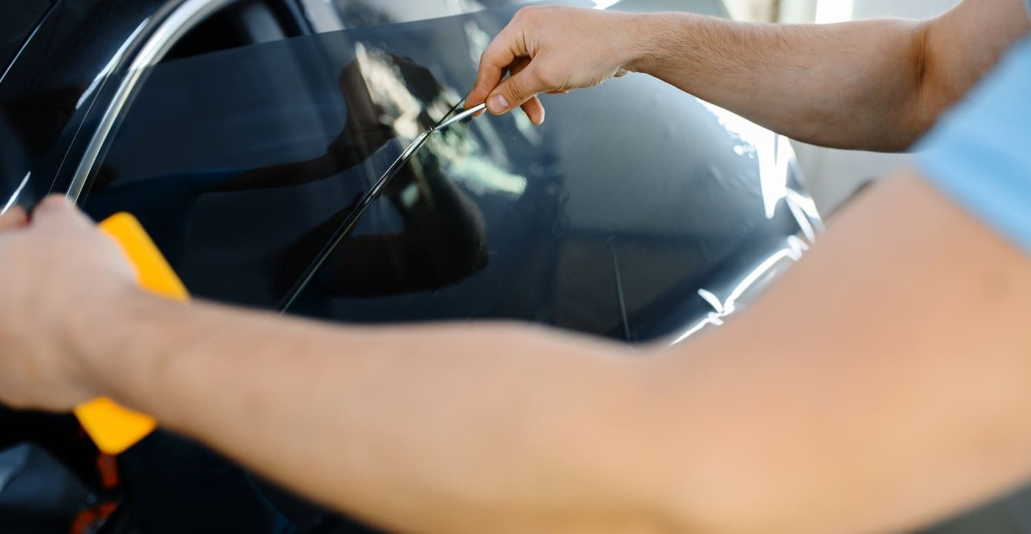 professional car window tinting installation