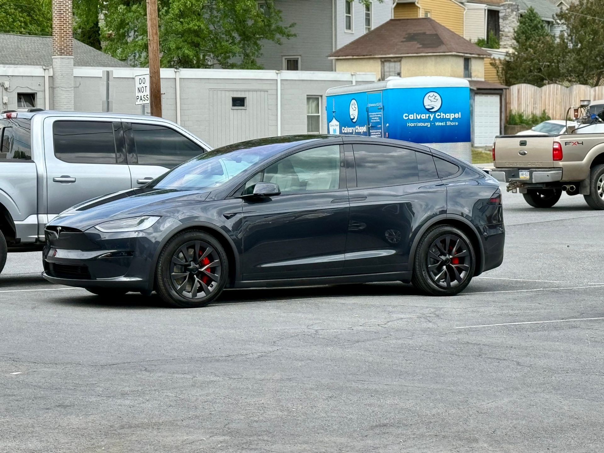 Best ceramic coating maintenance tips for long-term protection and a showroom-new finish. Learn how to preserve the shine and hydrophobic properties of your vehicle.