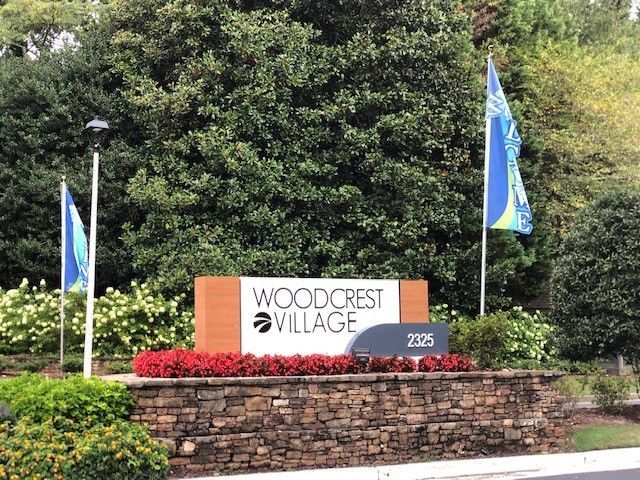 Woodcrest sign.