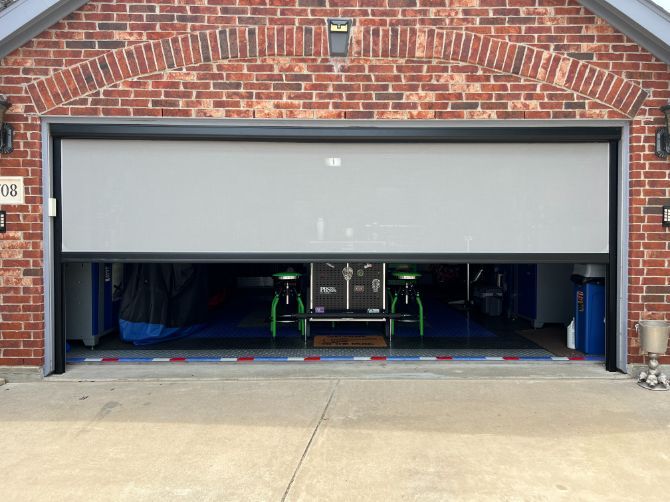 Garage door shade
