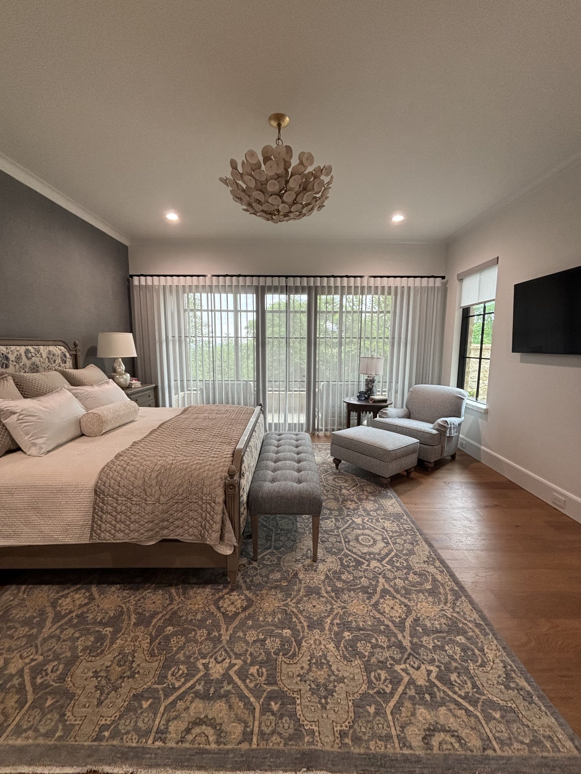 Best Window Treatments for Texas Rental Porerties