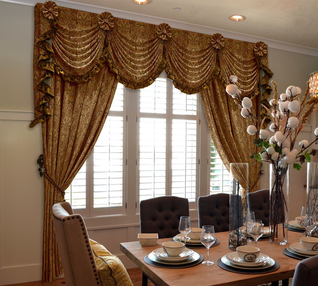 Accent Pieces: Valances, Cornices, Swags