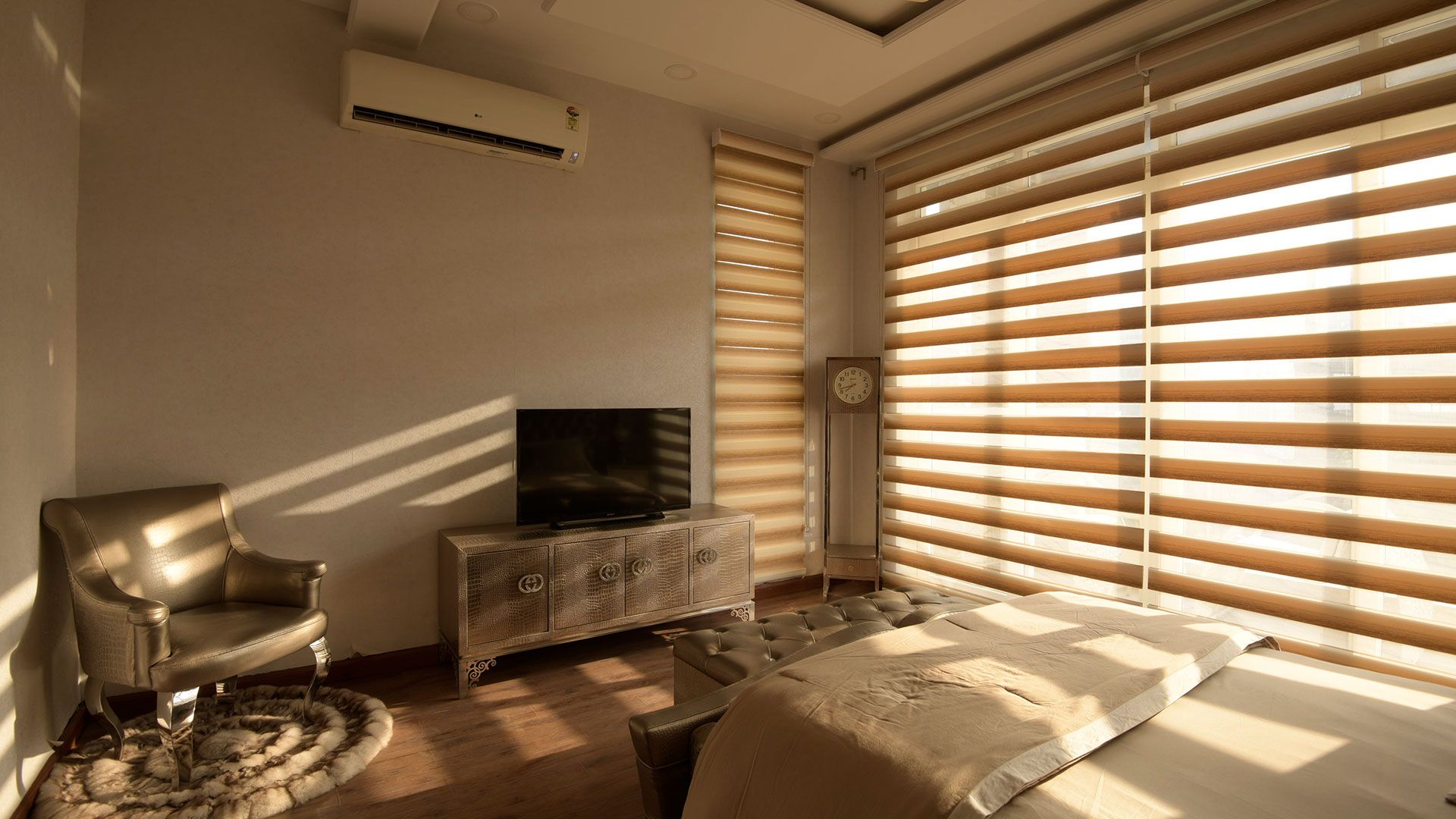 Benefits of Zebra Blinds in the Bedroom