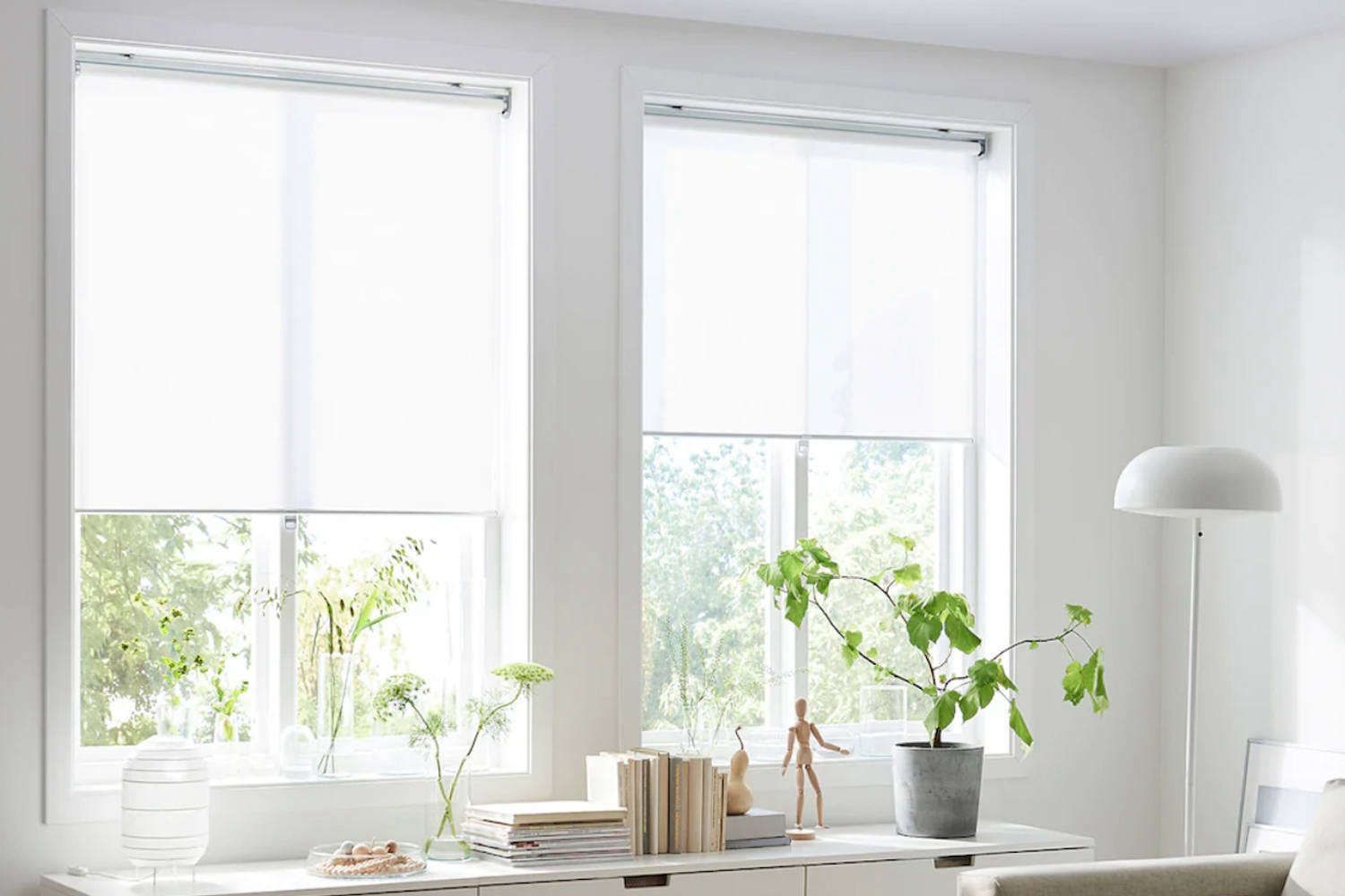 Light-Filtering Roller Shades – A Balance Between Light & Privacy