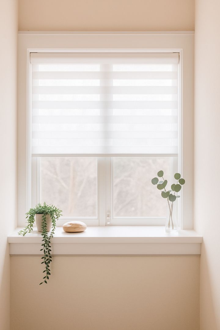 1. Roller Shades – Sleek, Functional & Space-Saving