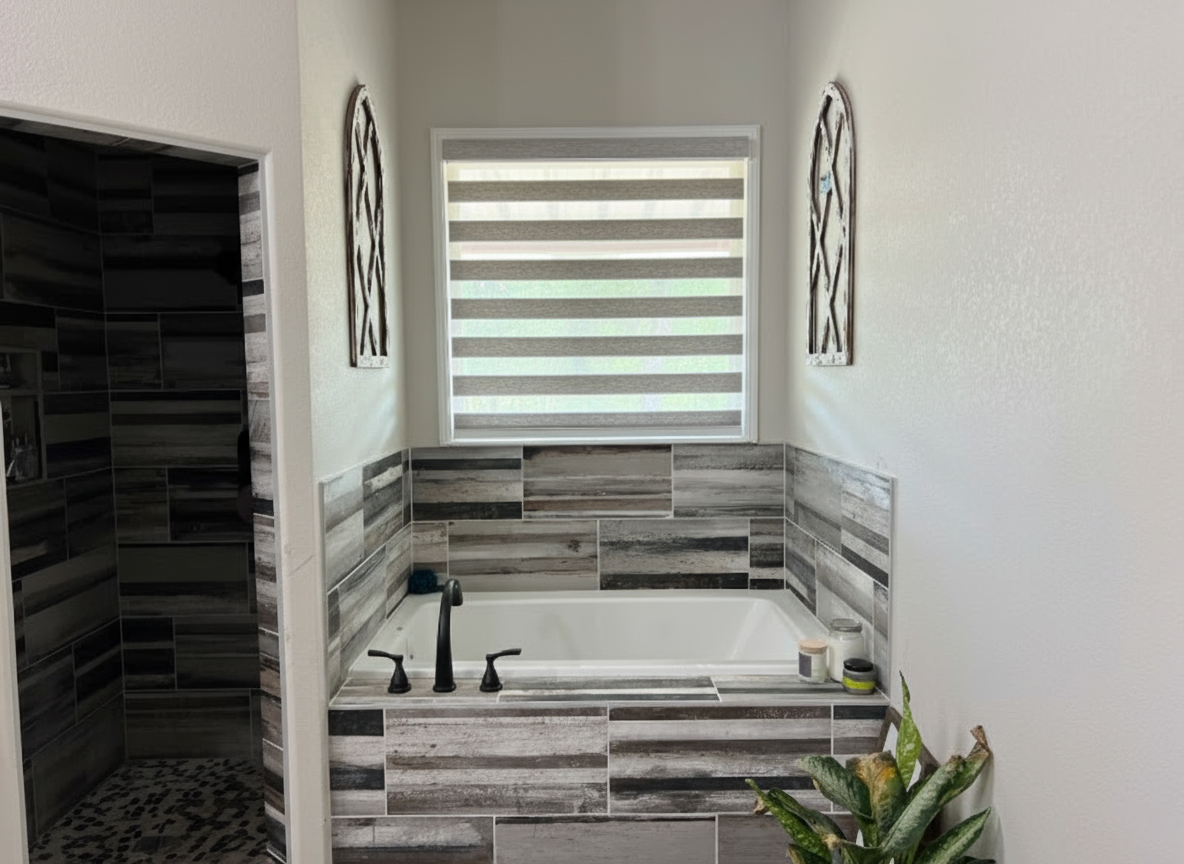 The Best Blinds for Bathrooms: Moisture-Resistant & Stylish Options