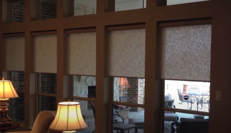 Window Treatments: Balancing Natural Light and Privacy with Roller Shades