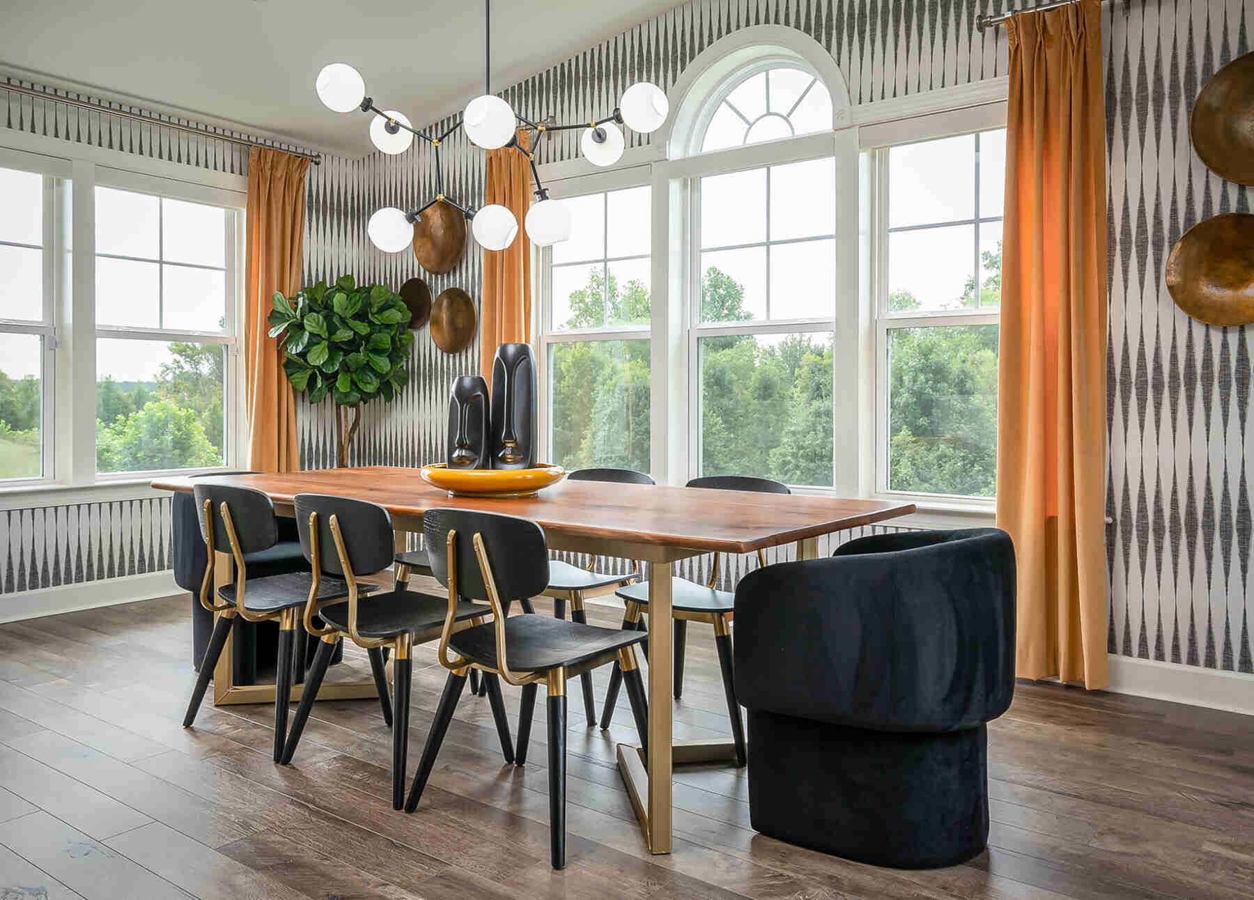 Match Treatments to Your Dining Room Style