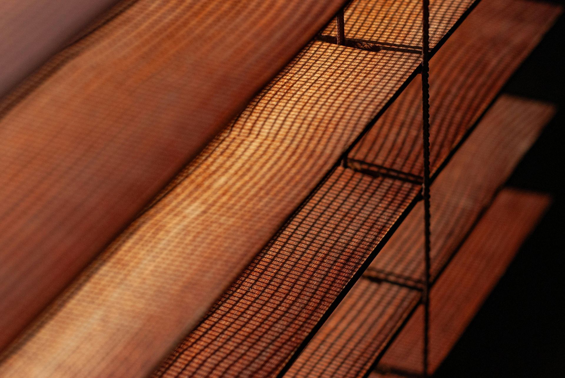 Cleaning window shades with a microfiber cloth