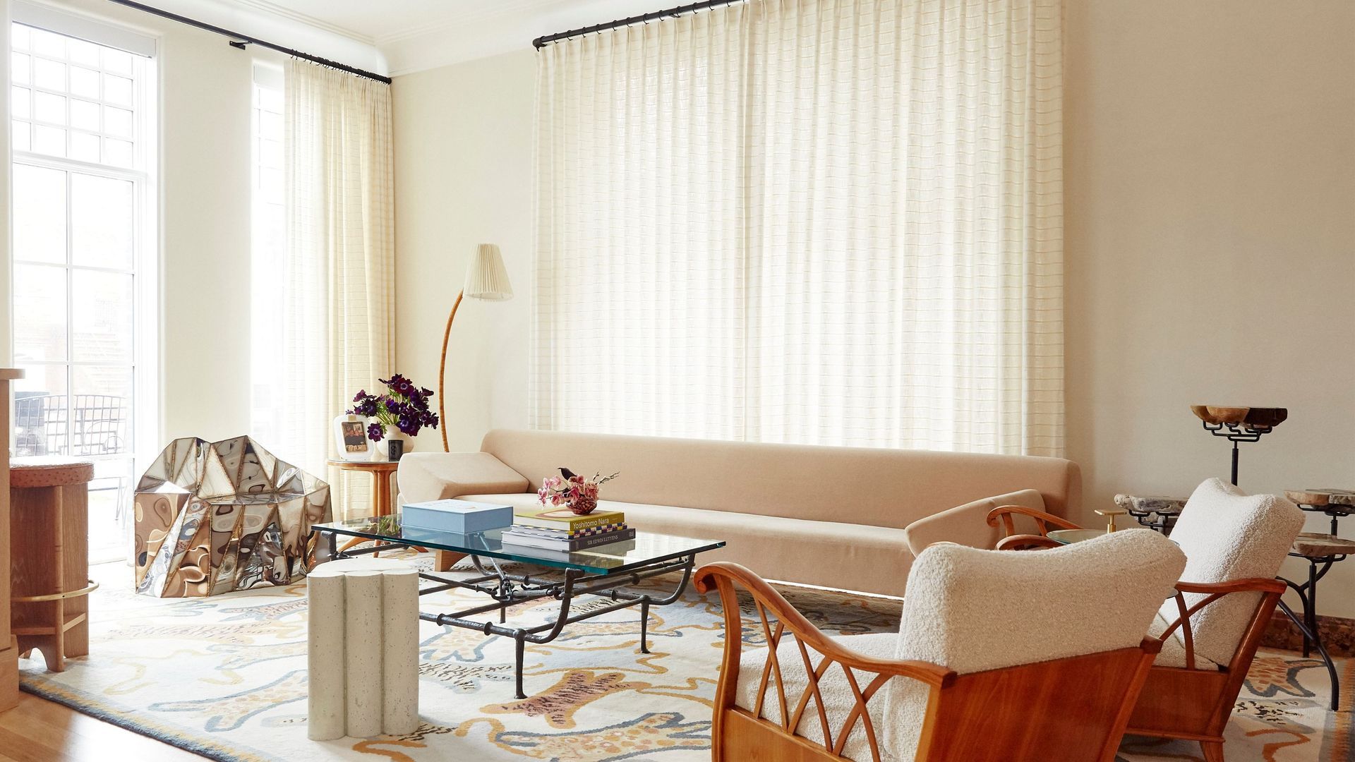 Why Matching Window Treatments to Décor Style Matters