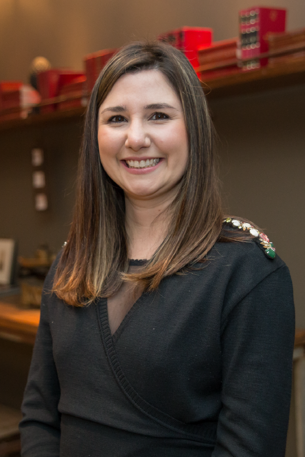 Dra. Aline Pessolato