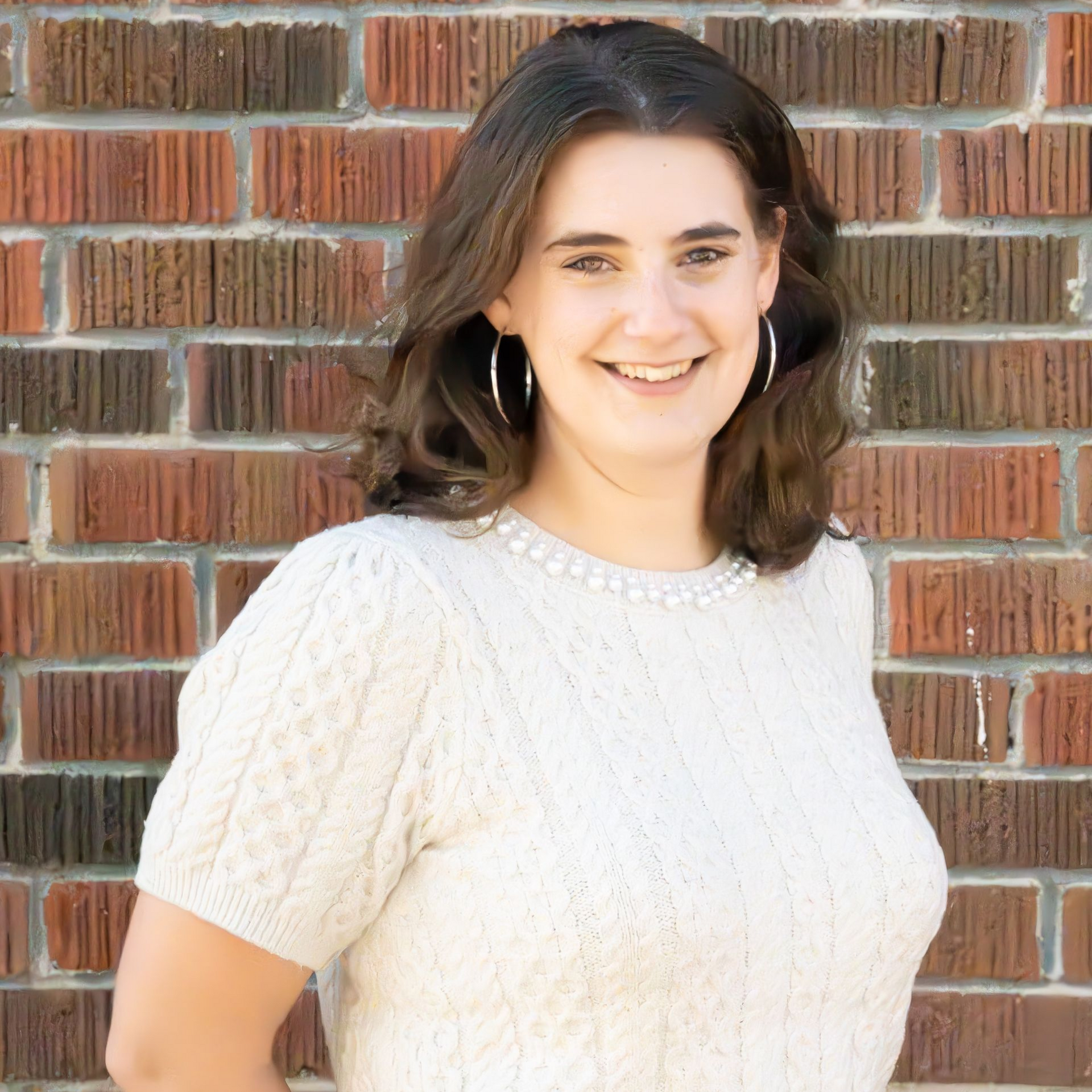 Sophia Lewis Headshot