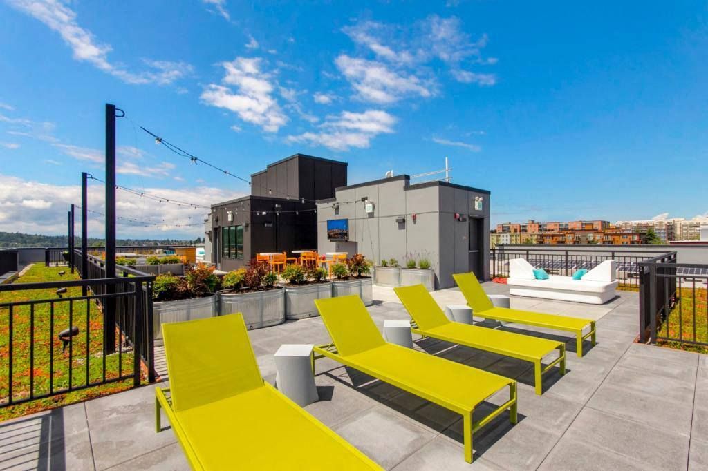 Vive Exterior Apartments in Seattle, WA