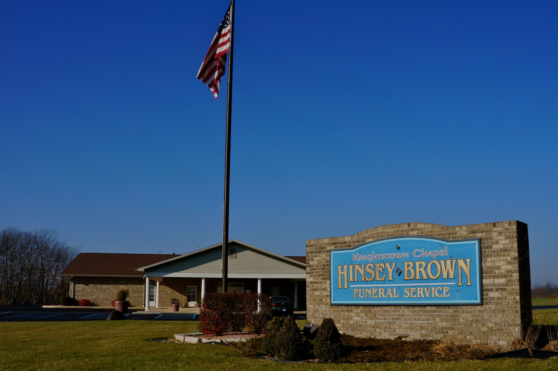 outer sign of hinsey brown funeral home