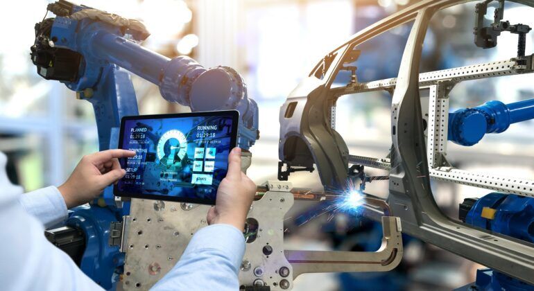 5 Cloud Computing Benefits to Automotive Industry