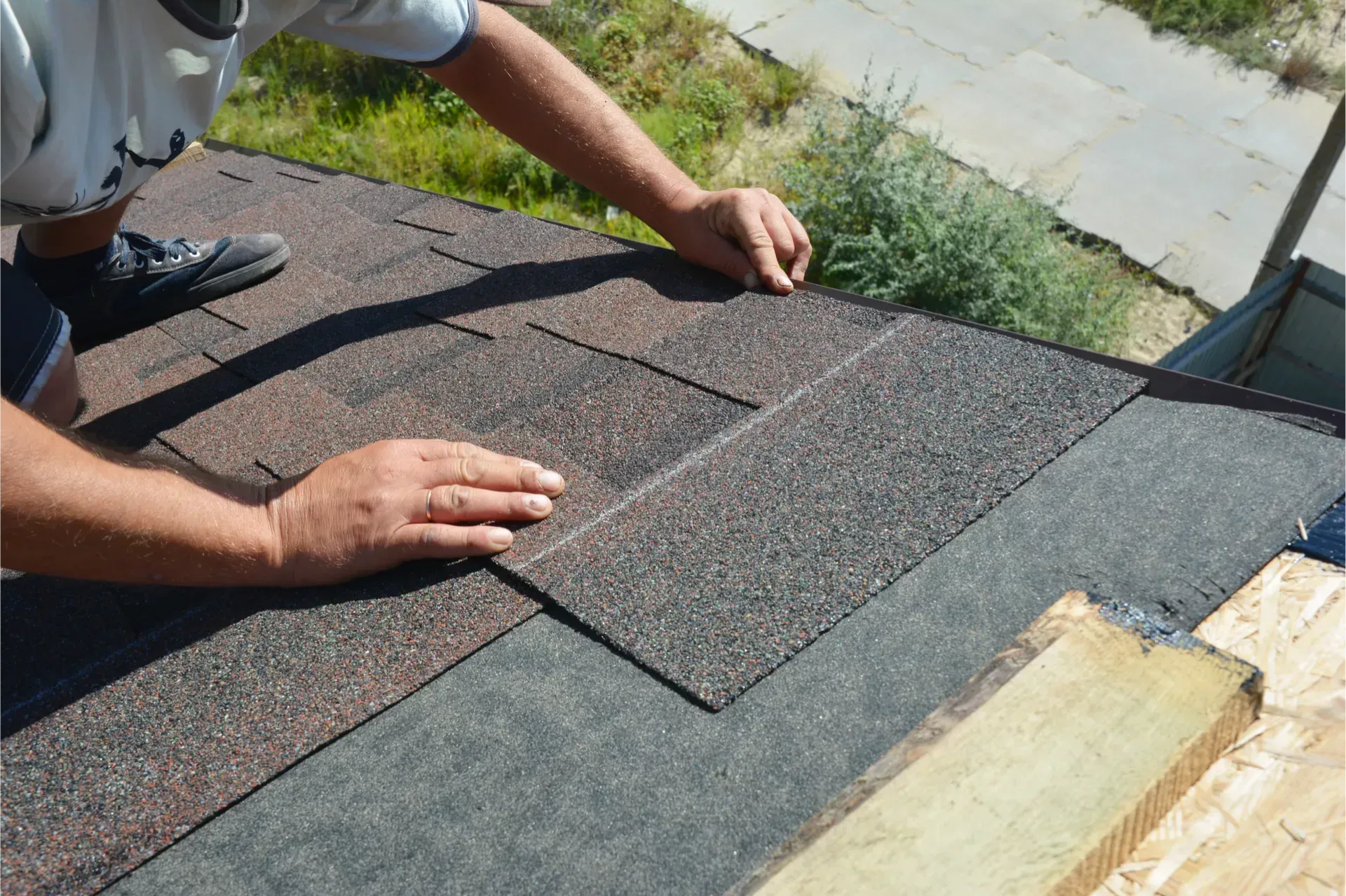 shingle roofing repair in bakersfield