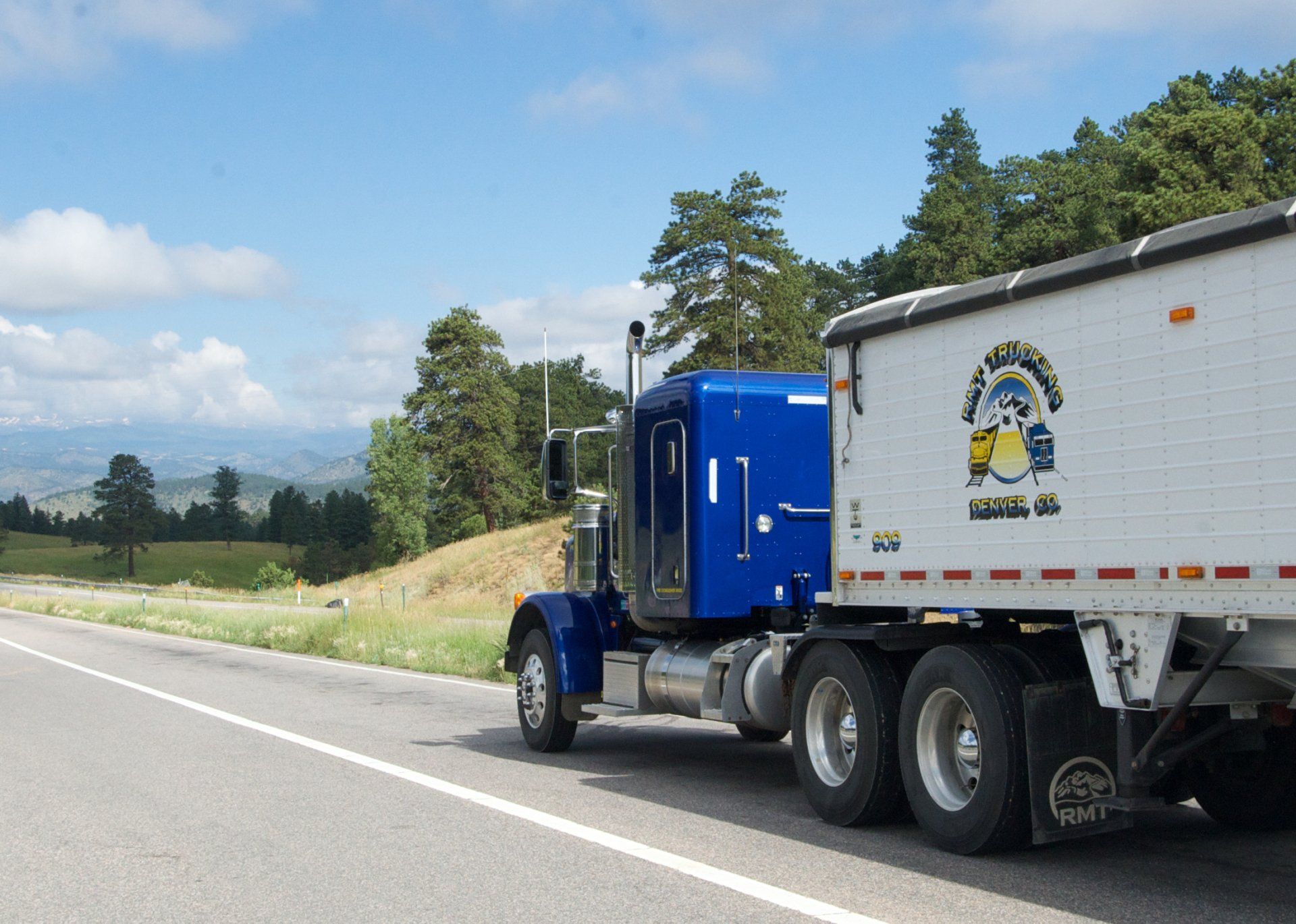 Trucking Denver, CO RMT Companies