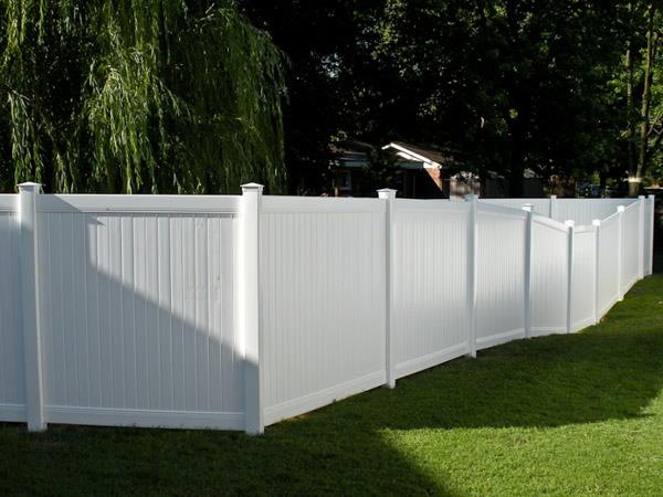 Newly Installed White Fence — Toledo, OH — Patriot Fence
