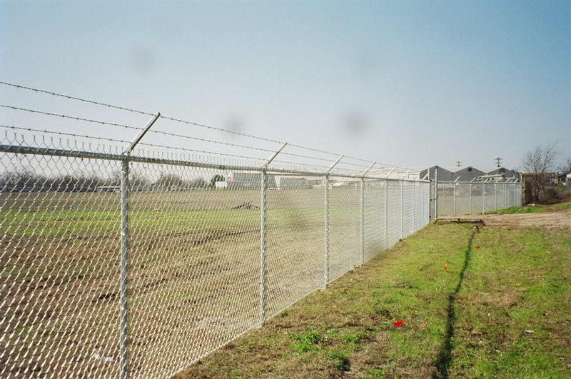 Airport Fencing — Toledo, OH — Patriot Fence