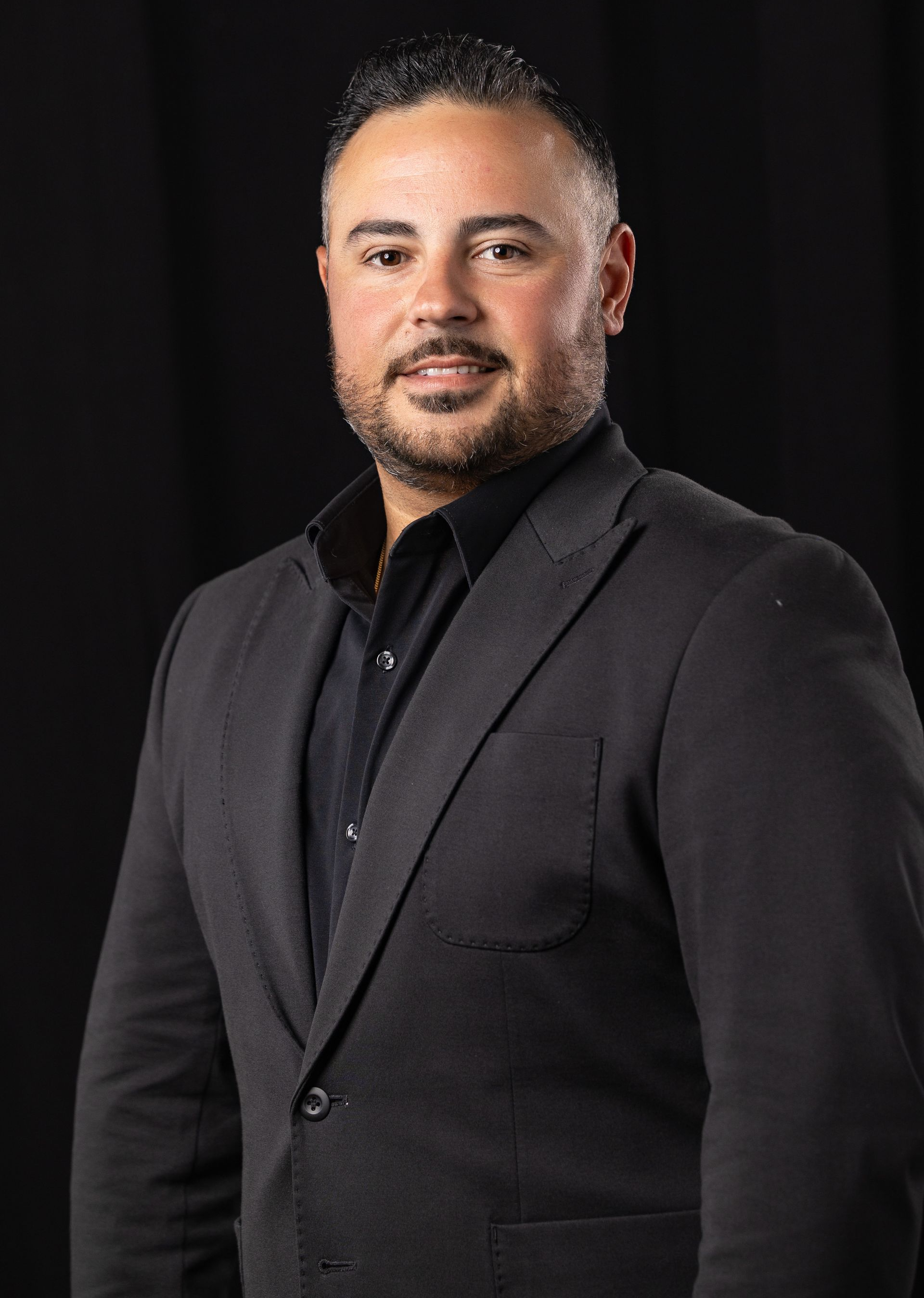 RAUL HERNANDEZ