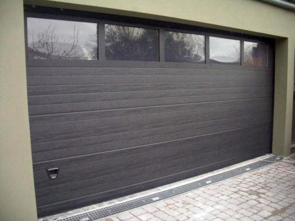 portone basculante di design