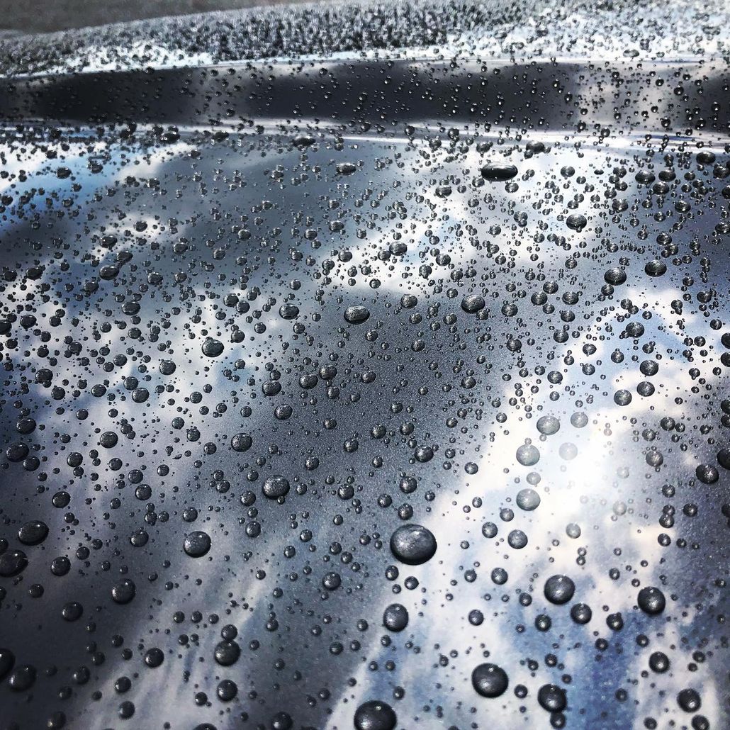 Beaded Water on a ceramic coated hood