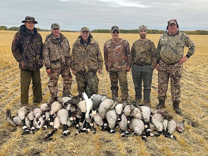 goose hunts in Canada