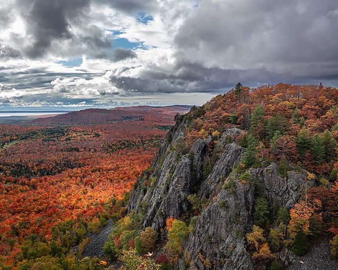 Robertson Cliffs