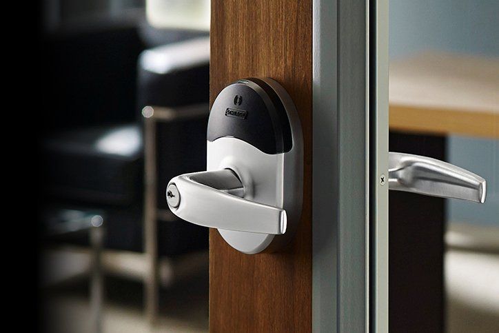 Electronic Commercial Lock
