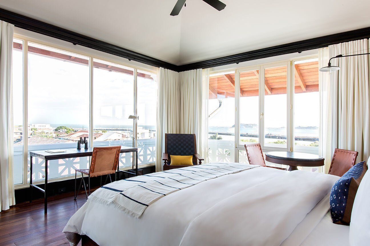 AMERICAN TRADE HOTEL 4