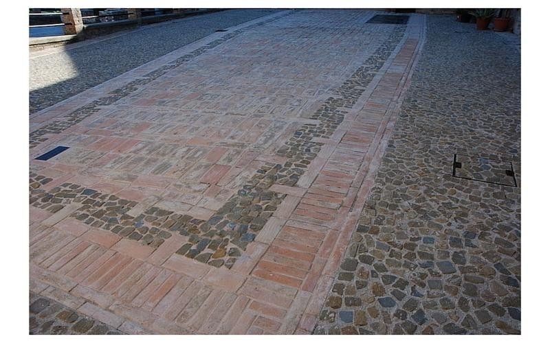 restauro pavimentazione