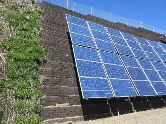 MSE Berm Solar on Landfill 