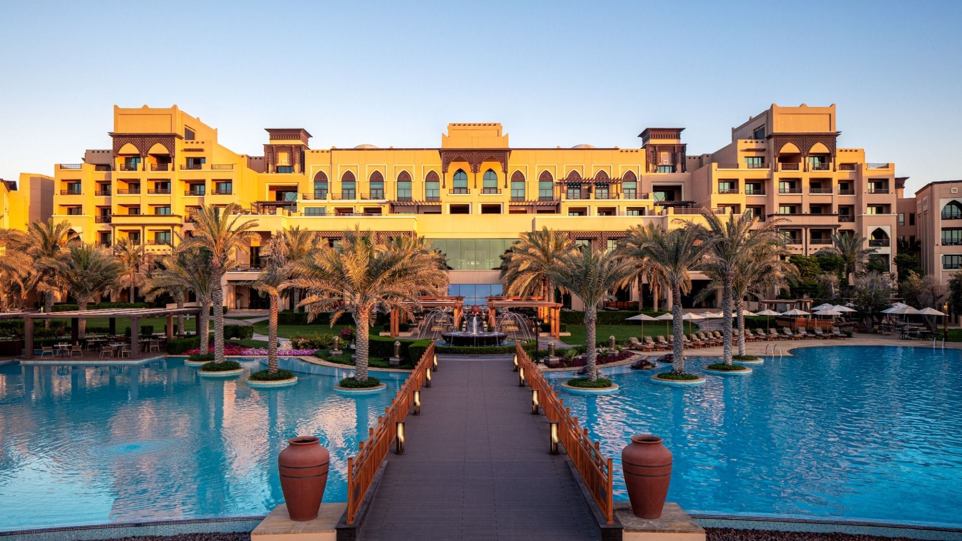 Saadiyat Rotana Resort & Villas