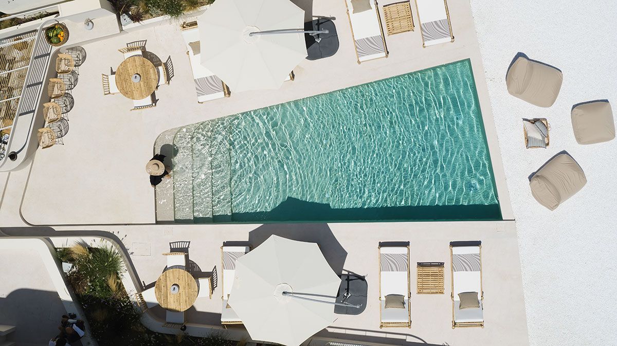 Holidays to Milos Greece - White Pebble Suites