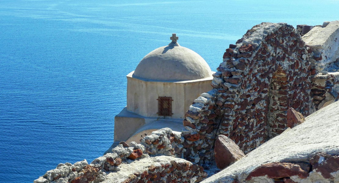 Plaka – History and Sunsets