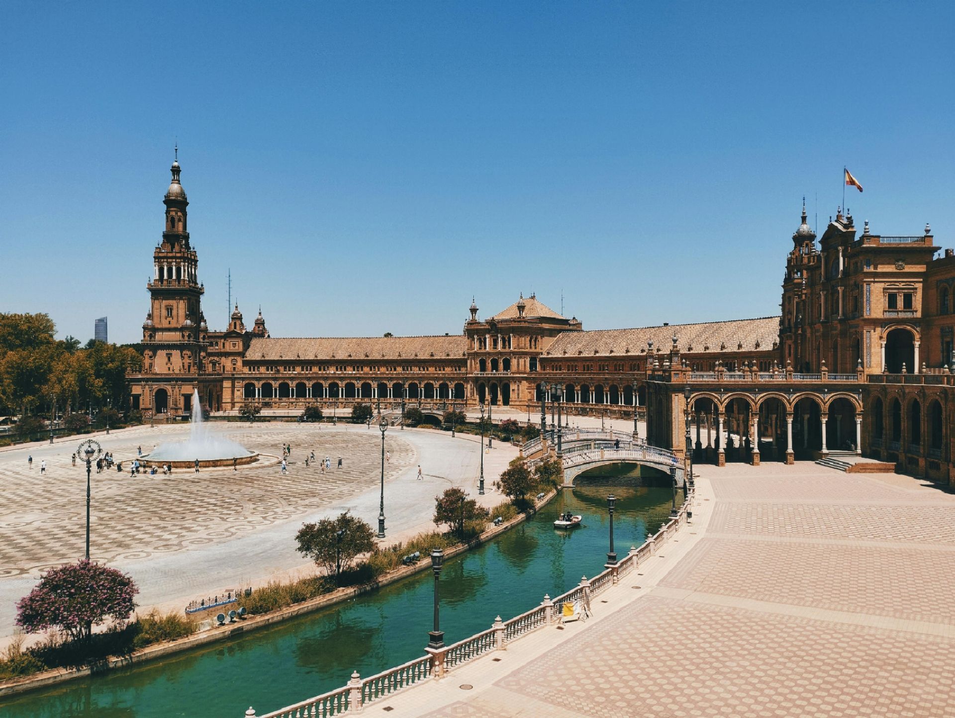 Seville – Moorish Palaces and Tapas Trails