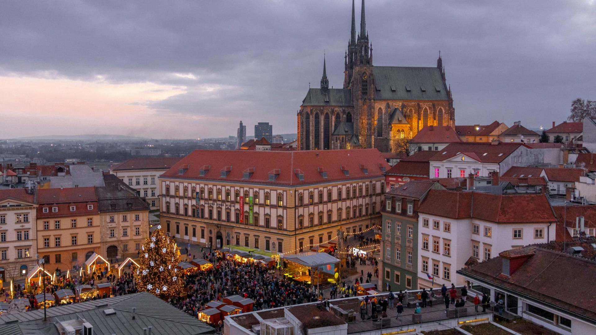 Kraków - Medieval Squares and Hearty Polish Cuisine