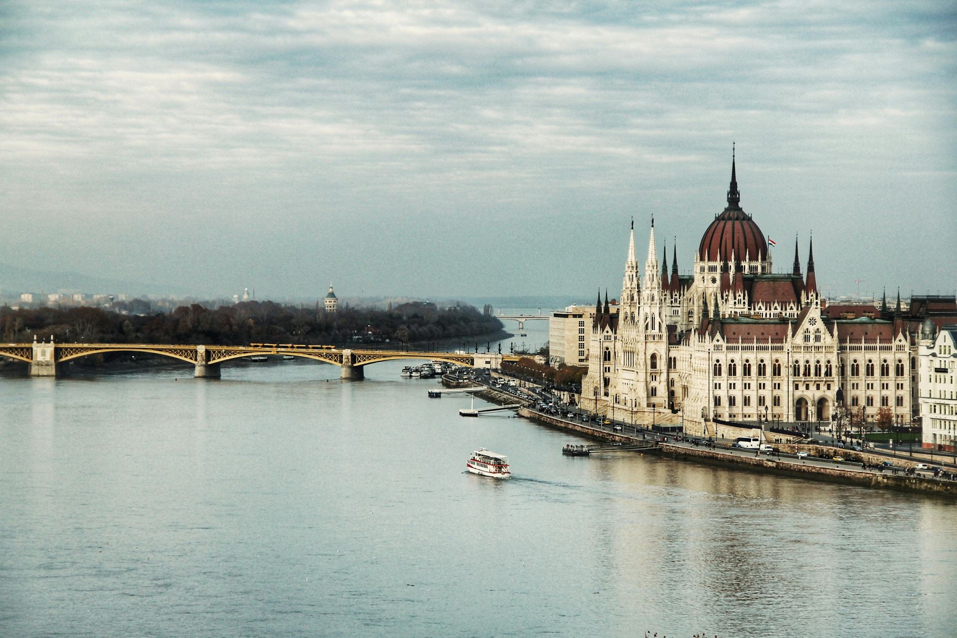 Budapest: Thermal Baths and Night Cruises