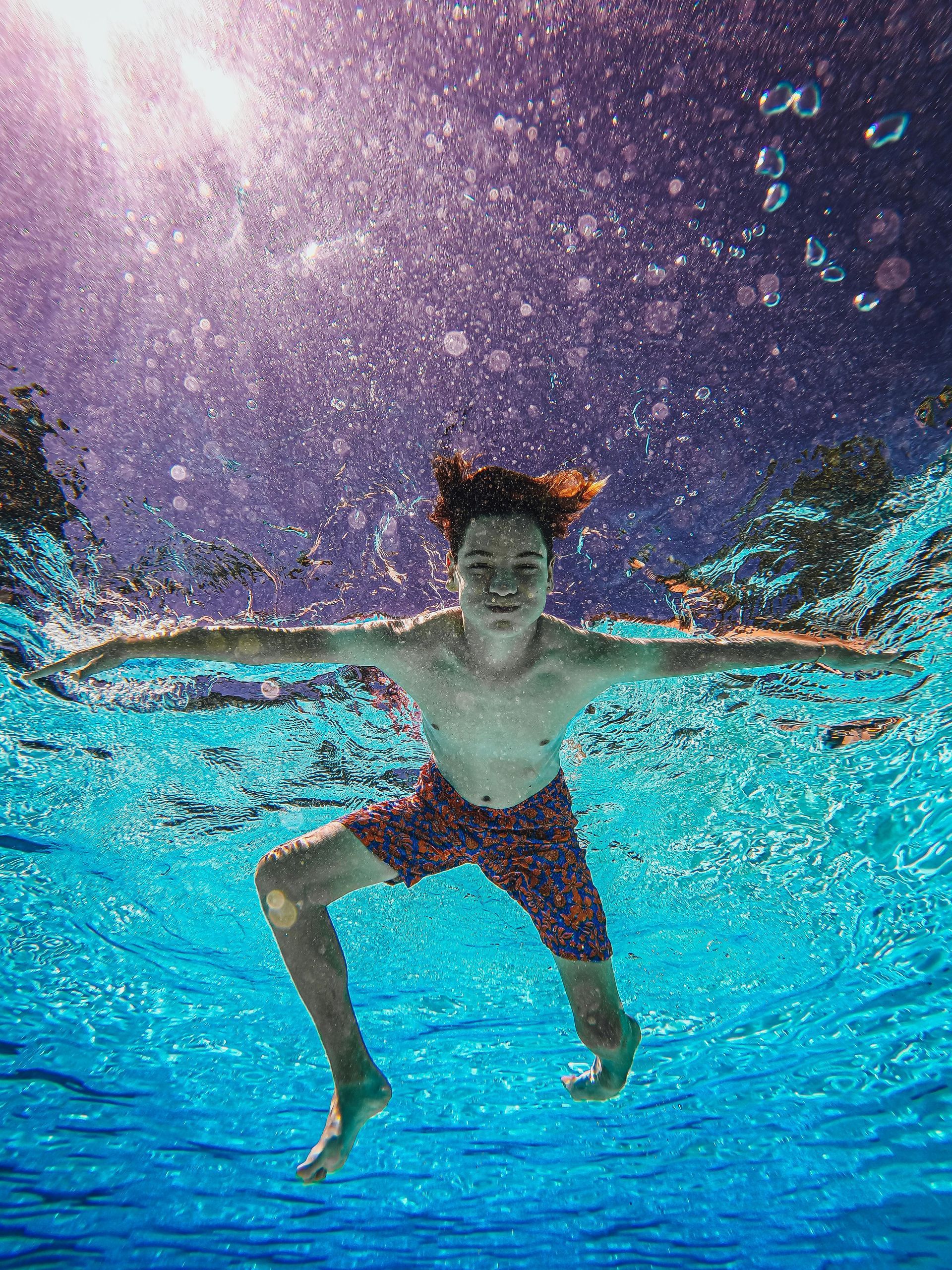 swimming pool ligh