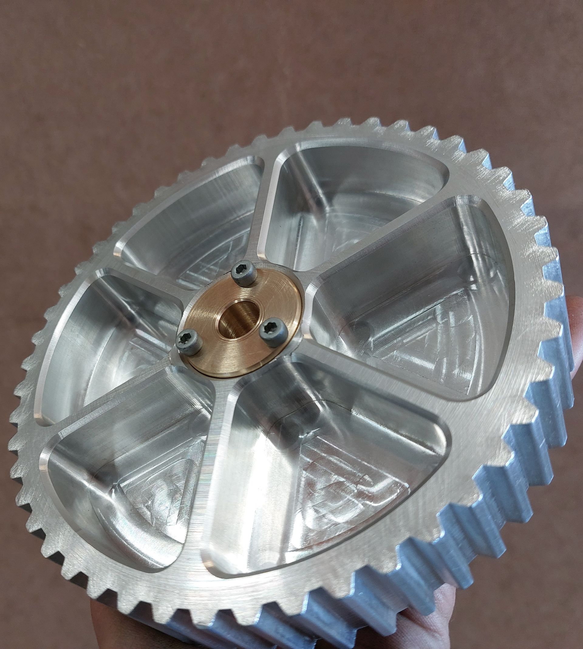 Tandwiel aluminium en messing