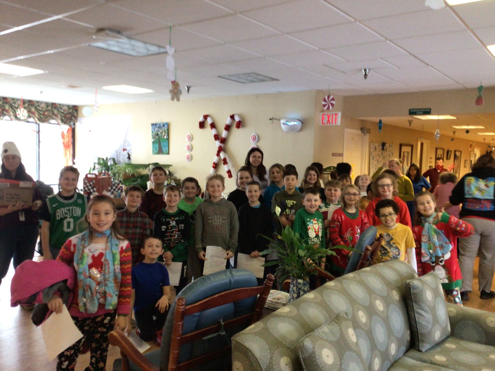 Lunenburg Students Visit Country Village Nursing Home