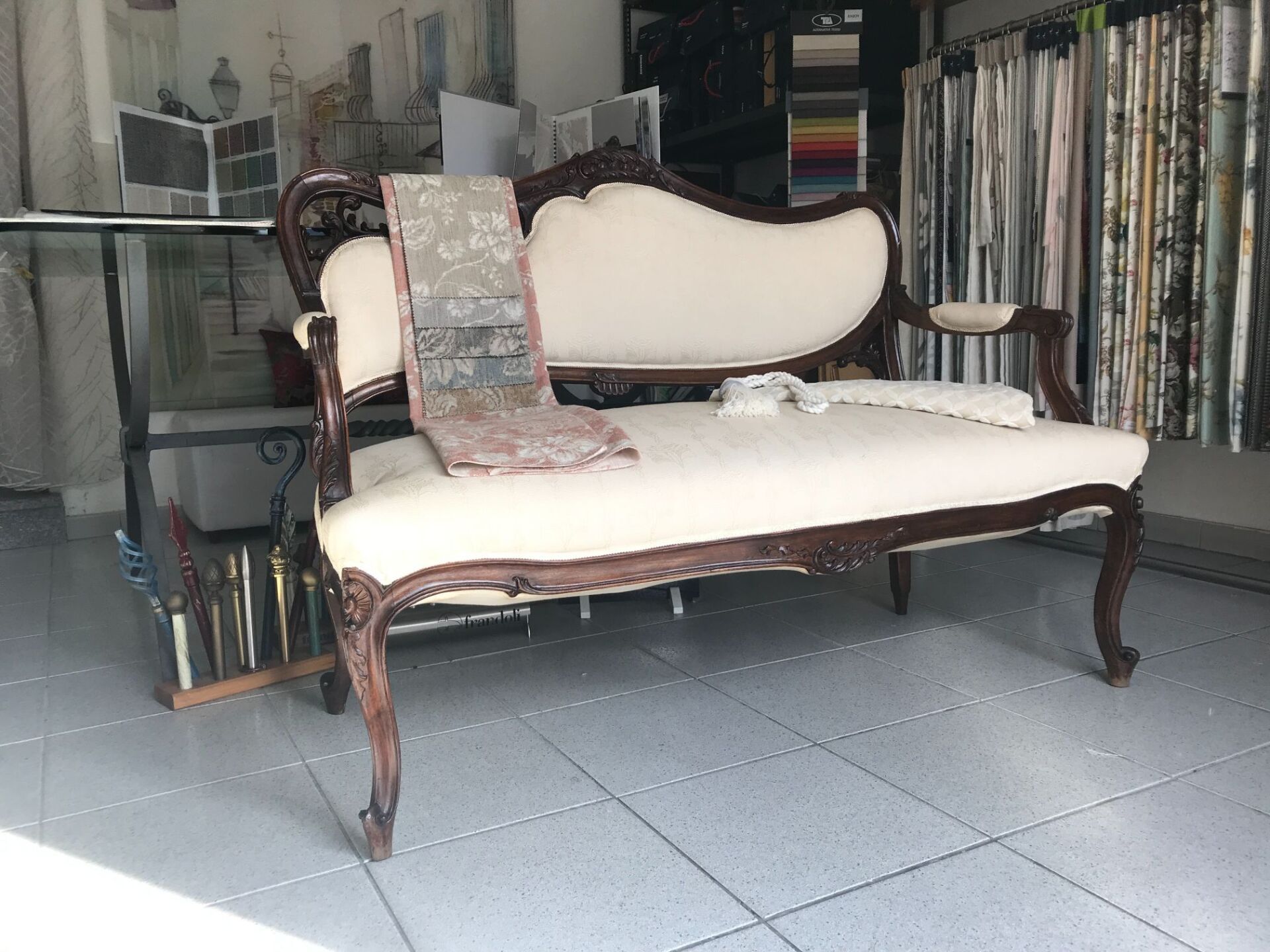 tessuti per il rivestimento di divani