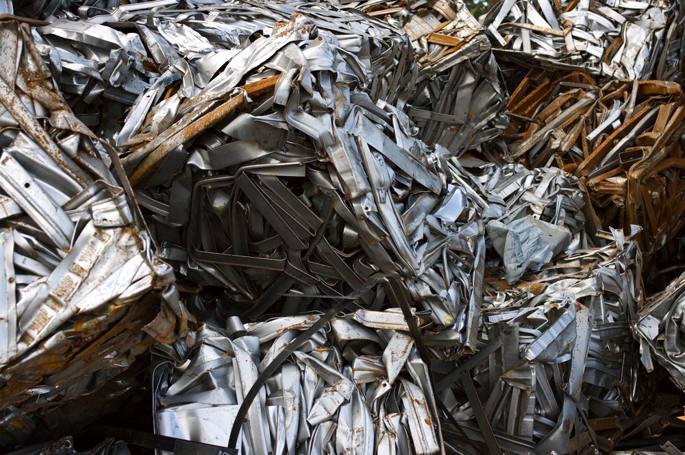Crushed Metal Scraps, Mostly Silver and Brown, Piled Together — Independent Scrap Metal Pty Ltd in Kyogle, NSW
