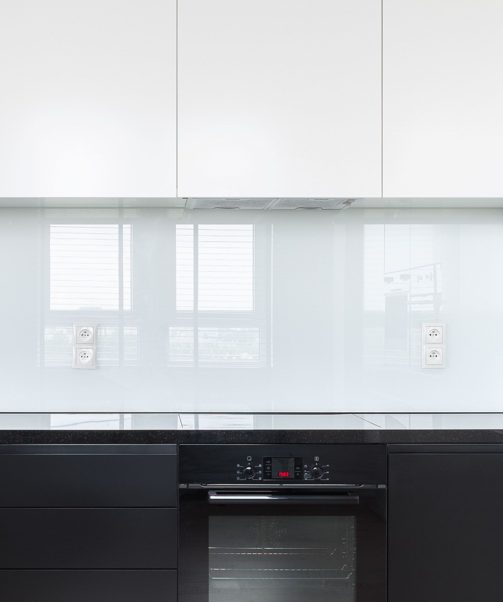 glass kitchen splashback